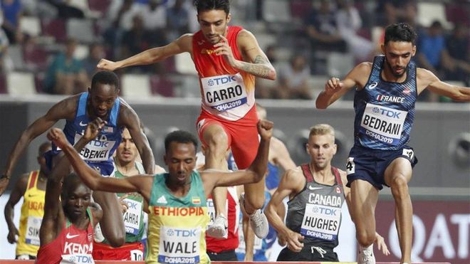 El español Fernando Carro, compitiendo en los 300m obstáculos de Doha 2019 El español Fernando Carro, compitiendo en los 300m obstáculos de Doha 2019