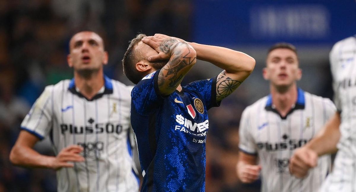 Dimarco se lamenta después de fallar el penalti que pudo significar la victoria Dimarco se lamenta después de fallar el penalti que pudo significar la victoria