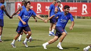 Los dos jugadores en un entrenamiento del primer equipo Los dos jugadores en un entrenamiento del primer equipo