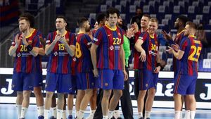 Los jugadores del Barcelona, tras vencer al Fraikin Granollers. Los jugadores del Barcelona, tras vencer al Fraikin Granollers.