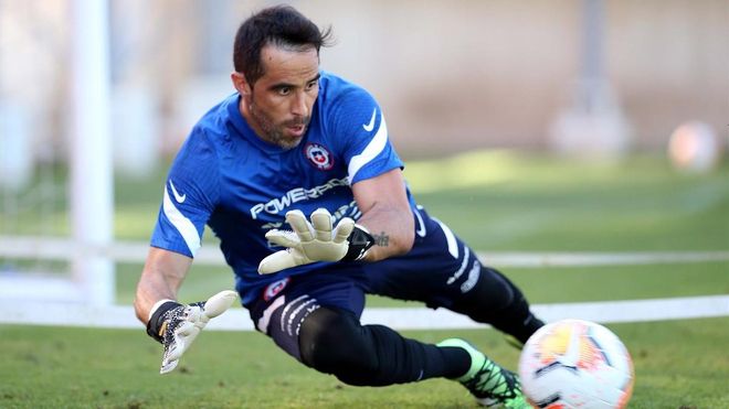 Claudio Bravo, con la selección chilena Claudio Bravo, con la selección chilena