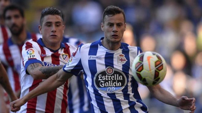 Oriol Riera se va del Deportivo con la carta de libertad bajo el brazo Oriol Riera se va del Deportivo con la carta de libertad bajo el brazo