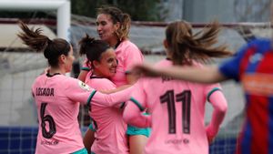 El Barça refuerza el liderato ante un combativo Eibar El Barça refuerza el liderato ante un combativo Eibar