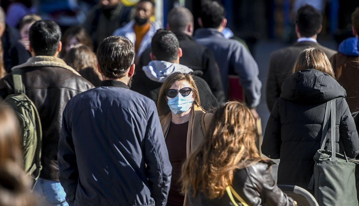 Catalunya quiere que este grupo de población se ponga la mascarilla en interiores