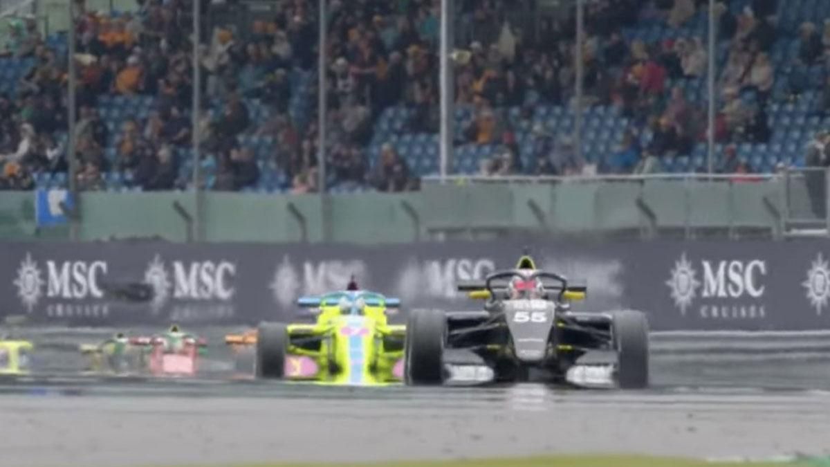 La carrera de las W Series en Silverstone ha sido un monólogo de la campeona Jamie Chadwick La carrera de las W Series en Silverstone ha sido un monólogo de la campeona Jamie Chadwick