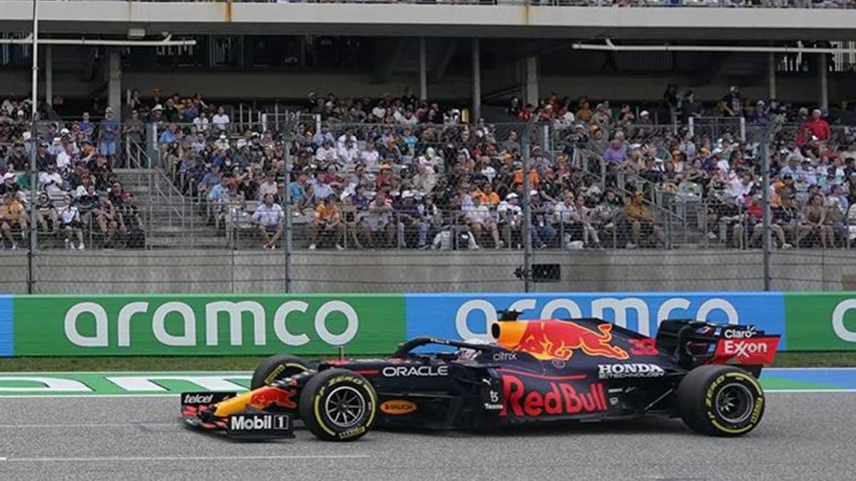 Verstappen, durante la sesión de clasificación. Verstappen, durante la sesión de clasificación.