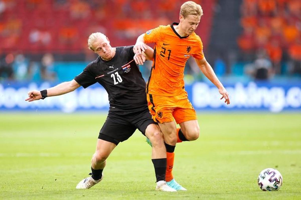 De Jong, en el choque ante Austria De Jong, en el choque ante Austria