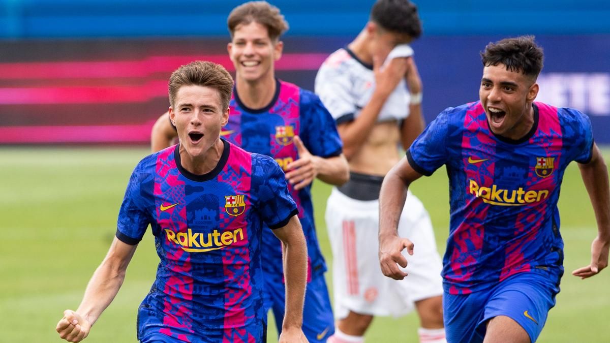 Arnau Casas celebra su gol Arnau Casas celebra su gol