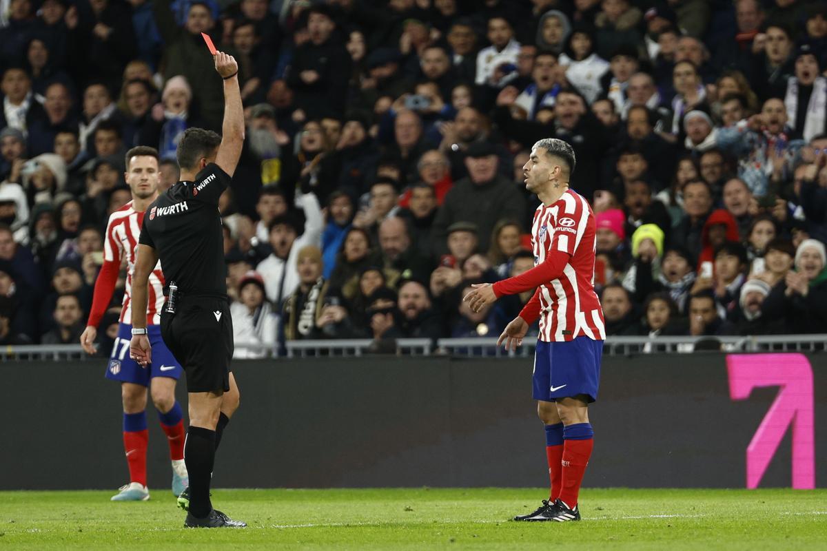 Rústico Arturo Evaluación Las pullas del Atlético al Real Madrid por la expulsión de Correa