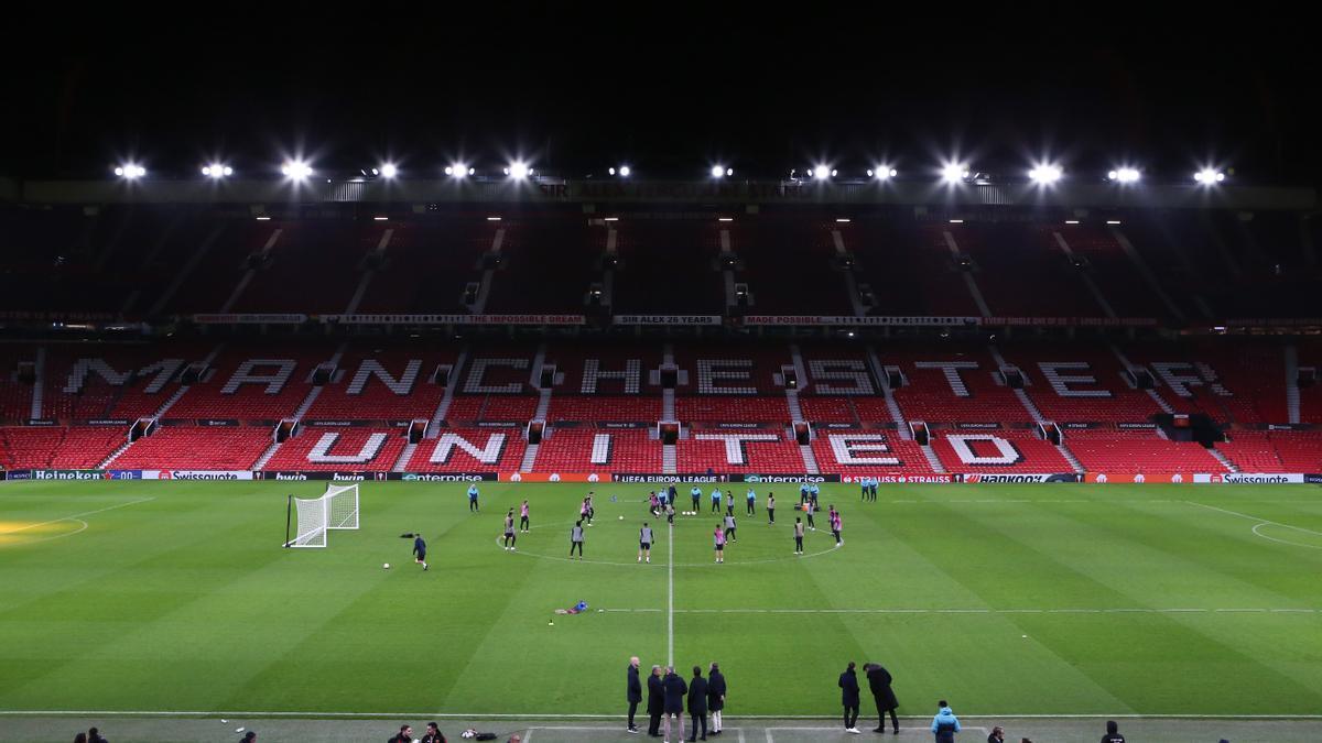 El entrenamiento del Barça en Old Trafford, previo al duelo de Europa League con el Manchester United. El entrenamiento del Barça en Old Trafford, previo al duelo de Europa League con el Manchester United.