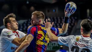 Luka Cindric fue de los mejores en ataque en un espeso Barça Luka Cindric fue de los mejores en ataque en un espeso Barça