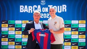 Oriol Romeu, presentado como nuevo jugador del FC Barcelona en Los Ángeles