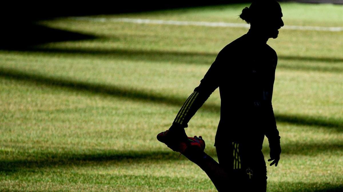 Ibrahimovic, en la sombra