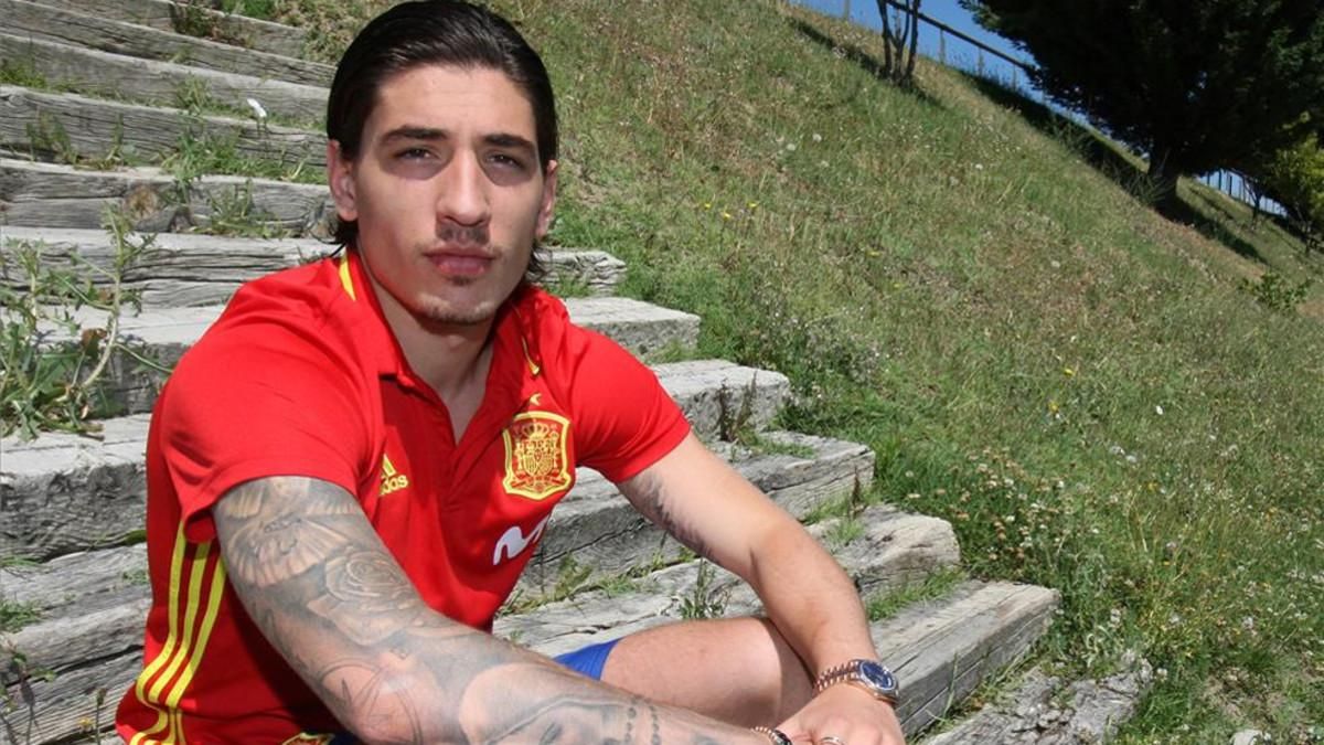Héctor Bellerín se encuentra concentrado con la selección Héctor Bellerín se encuentra concentrado con la selección