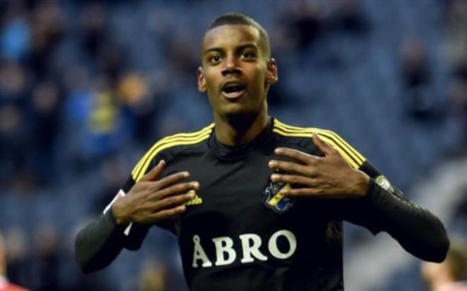Con 17 años Alexander Isak se ha convertido en uno de los jóvenes más deseados. Con 17 años Alexander Isak se ha convertido en uno de los jóvenes más deseados.