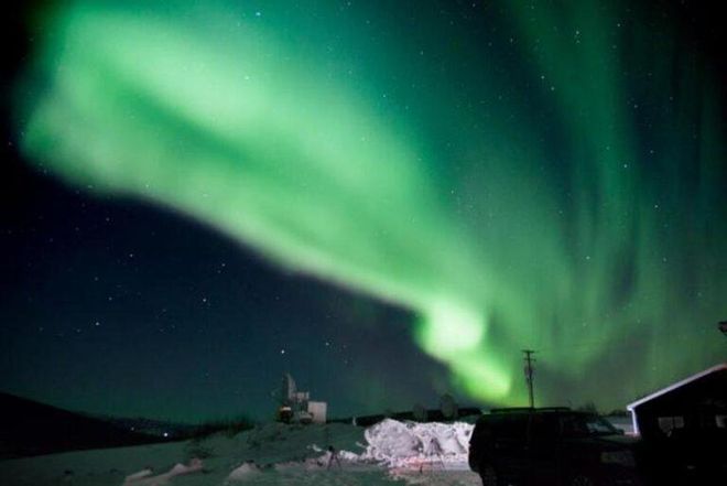 Descubren cómo se crean las auroras que brillan en el cielo Descubren cómo se crean las auroras que brillan en el cielo