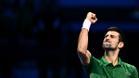 Djokovic celebra el triunfo sobre Tsitsipas