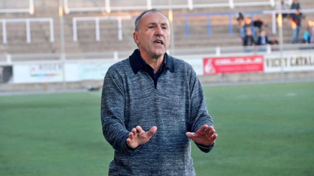 Arseni Comas, técnico del Figueres