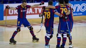 Helder Nunes y Joao Rodrigues celebran una acción durante un partido Helder Nunes y Joao Rodrigues celebran una acción durante un partido