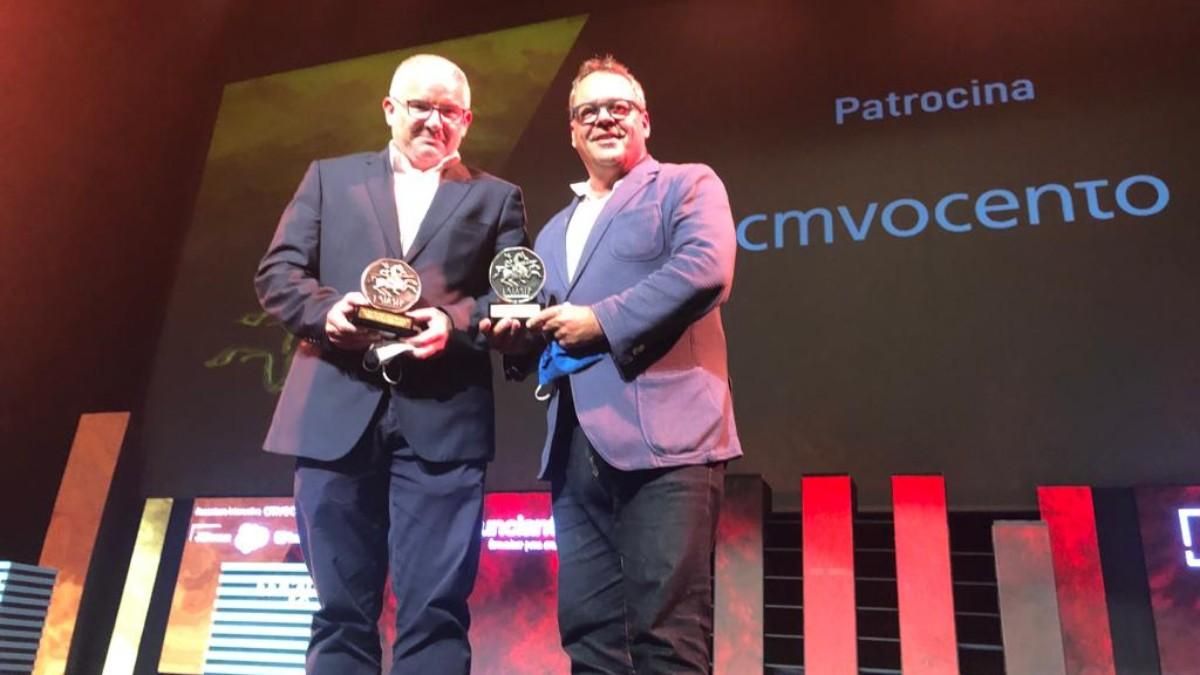 Lluís Carrasco recibiendo el premio Lluís Carrasco recibiendo el premio