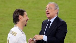 Ramos charla con Florentino Pérez Ramos charla con Florentino Pérez