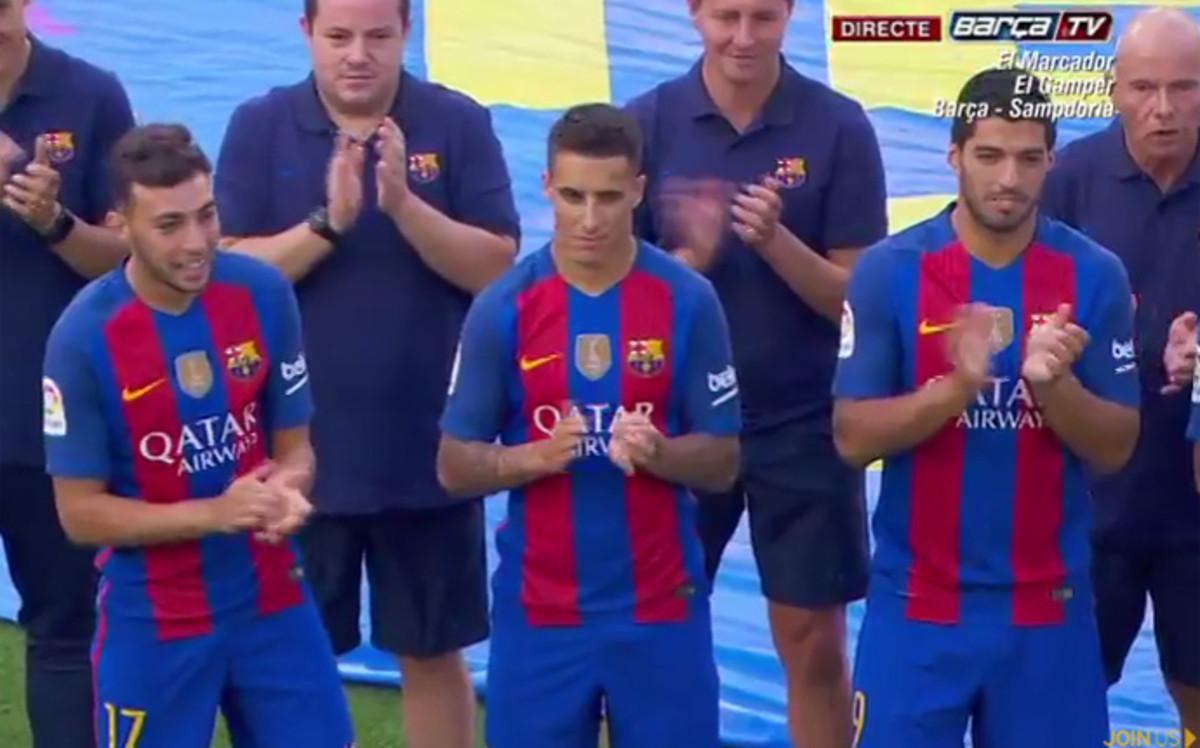 Suburbio Insignificante oído Cristian Tello se presentó con el FC Barcelona sin dorsal