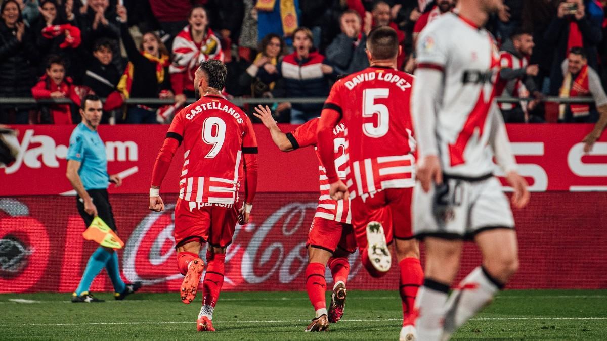 Resumen, goles y highlights del Girona 2 - 2 Rayo Vallecano de la jornada 15 de LaLiga Santander