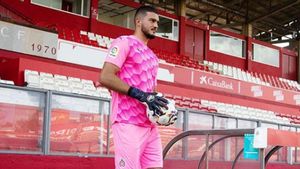 Muric en su presentación con el Girona Muric en su presentación con el Girona
