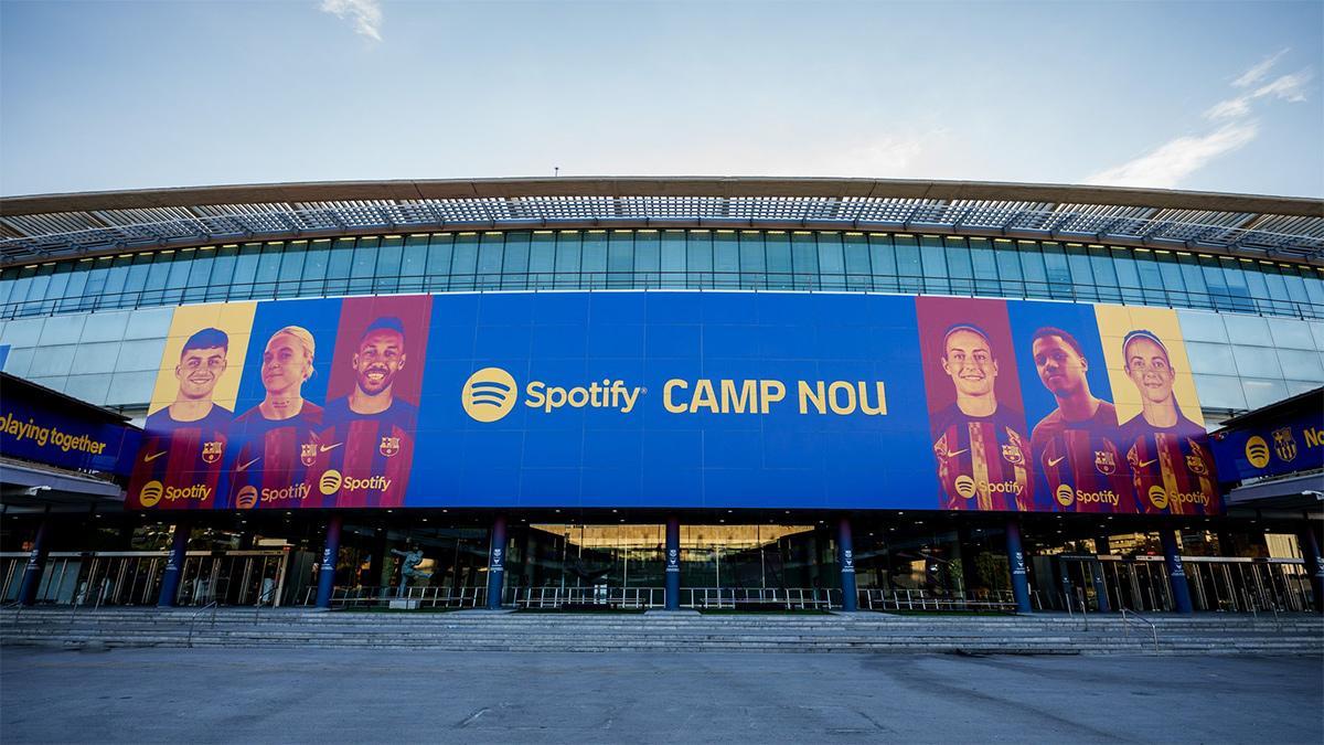 Así luce el Camp Nou con la publicidad de Spotify