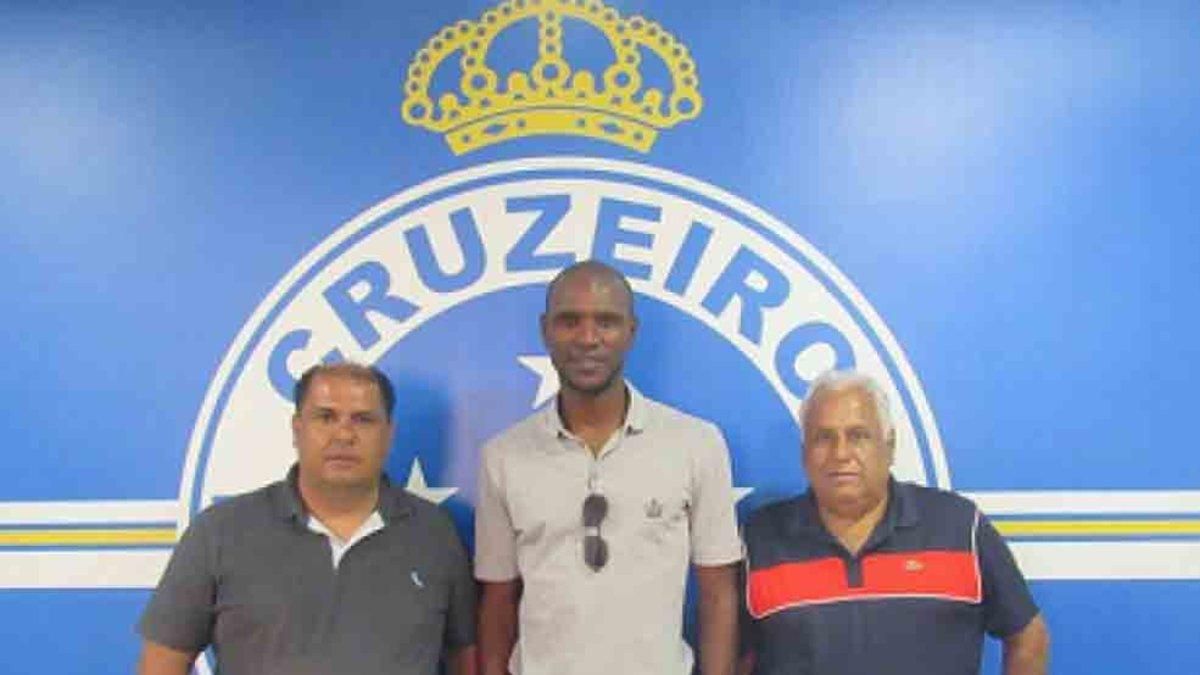 Abidal visitó las instalaciones del Cruzeiro Abidal visitó las instalaciones del Cruzeiro