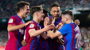 Los jugadores del Barça celebra el gol de Jordi Alba frente al Betis