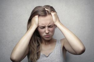 Las migrañas son la primera causa de discapacidad en menores de 50 años, y pueden hacerse crónicas Las migrañas son la primera causa de discapacidad en menores de 50 años, y pueden hacerse crónicas