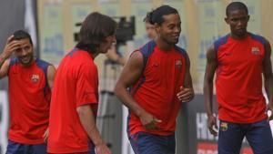 Messi, entre Giuly, Ronaldinho y Etoo