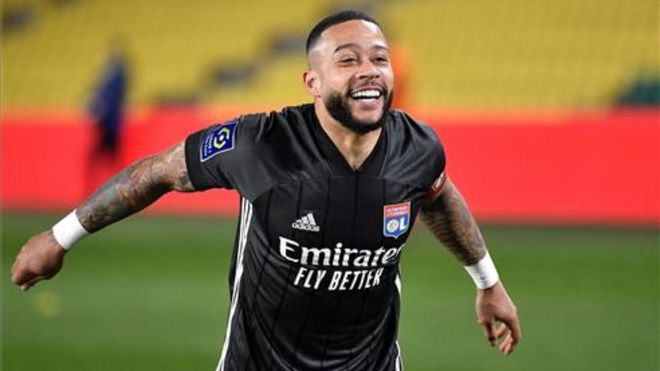 Depay anotó un doblete ante el Nantes Depay anotó un doblete ante el Nantes