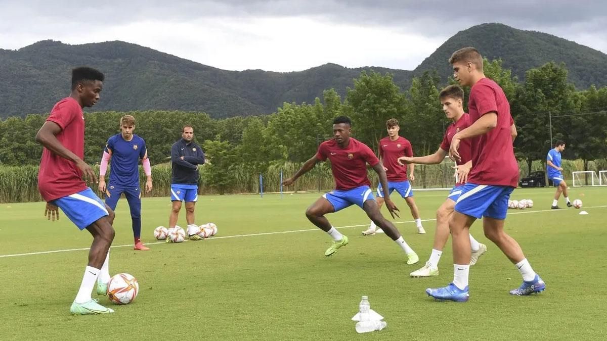 El Barça B estará del 18 al 24 de julio en las idílicas instalaciones de la Vall den Bas El Barça B estará del 18 al 24 de julio en las idílicas instalaciones de la Vall den Bas