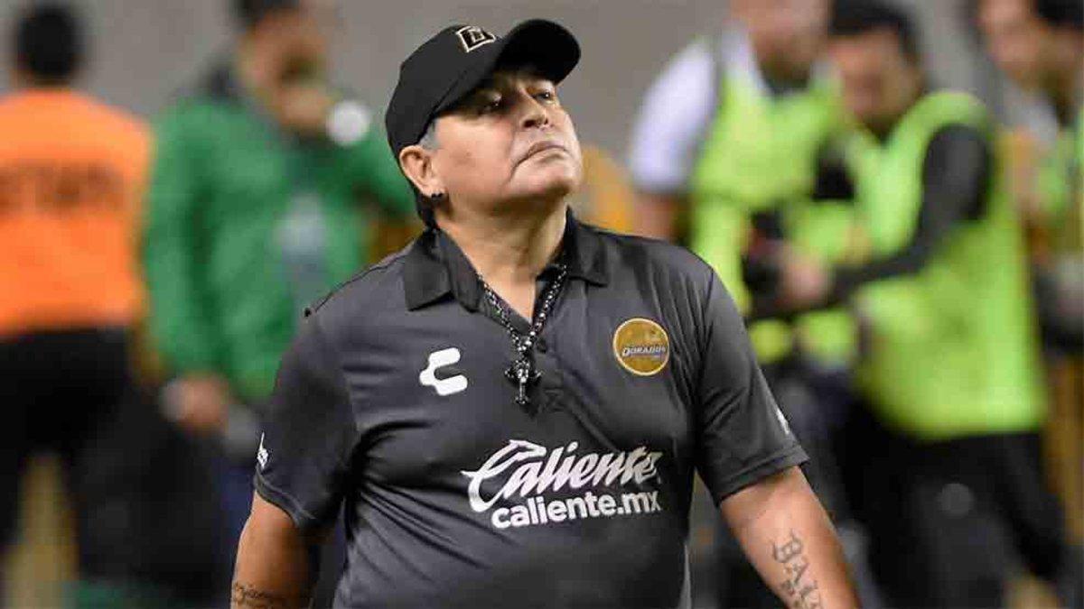 Maradona prepara el duelo ante los Pumas