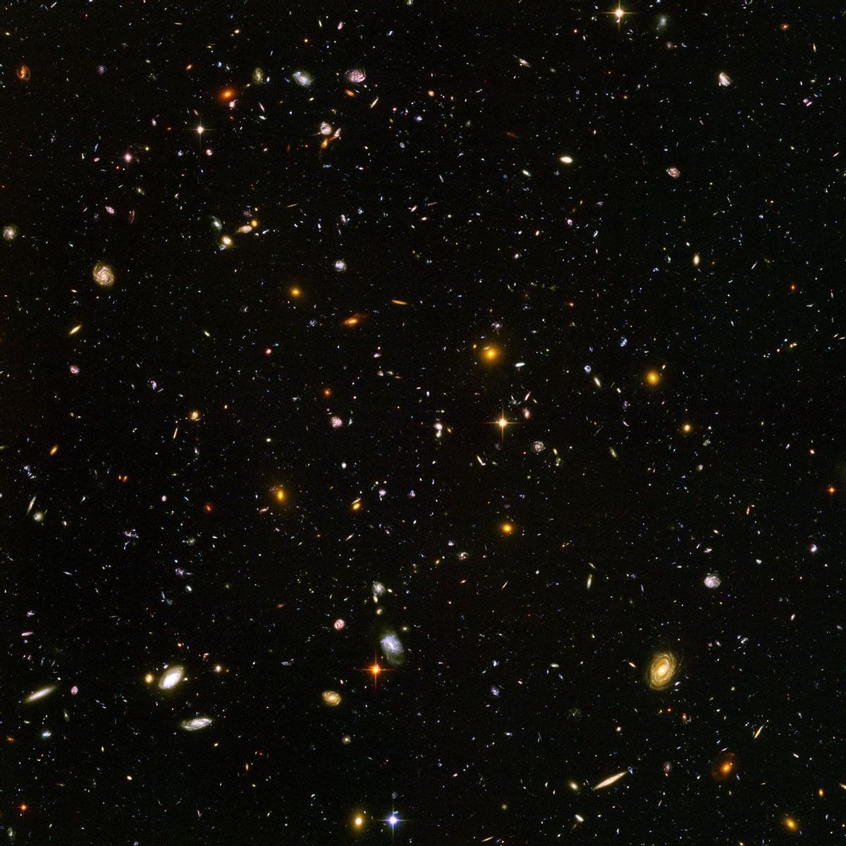 Esta vista de casi 10.000 galaxias en expansión es la imagen más profunda del cosmos en luz visible.