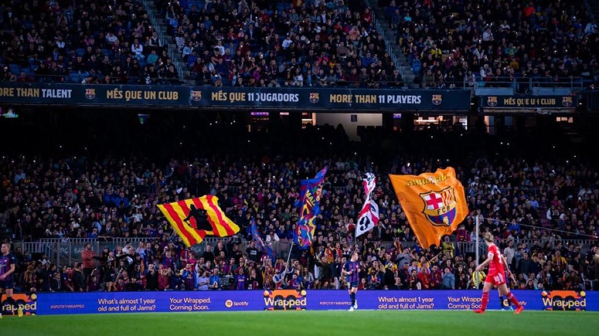 El Camp Nou, durante el partido de la fase de grupos de la Champions femenina entre Barça y Bayern