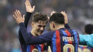 Un solitario gol de Pedri permitió que el Barcelona prolongase su retahíla de victorias en liga