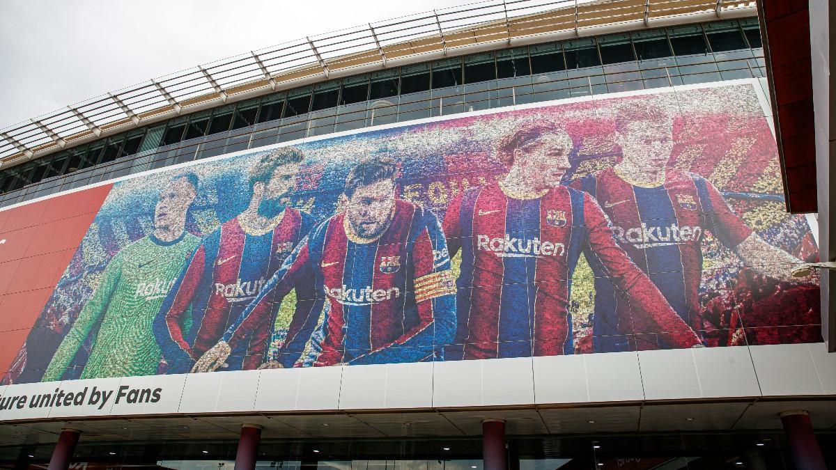 Leo Messi, en la fachada del Camp Nou