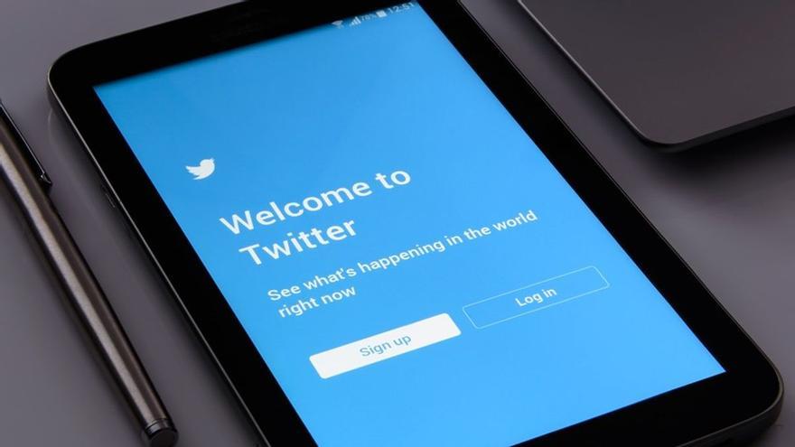 Nigeria lifts Twitter ban after seven months