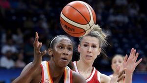 España tiene en Astou Ndour su gran baza para llegar a la final España tiene en Astou Ndour su gran baza para llegar a la final
