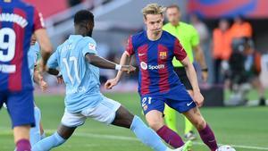 FC Barcelona - Celta: De Jong salió del terreno de juego lesionado