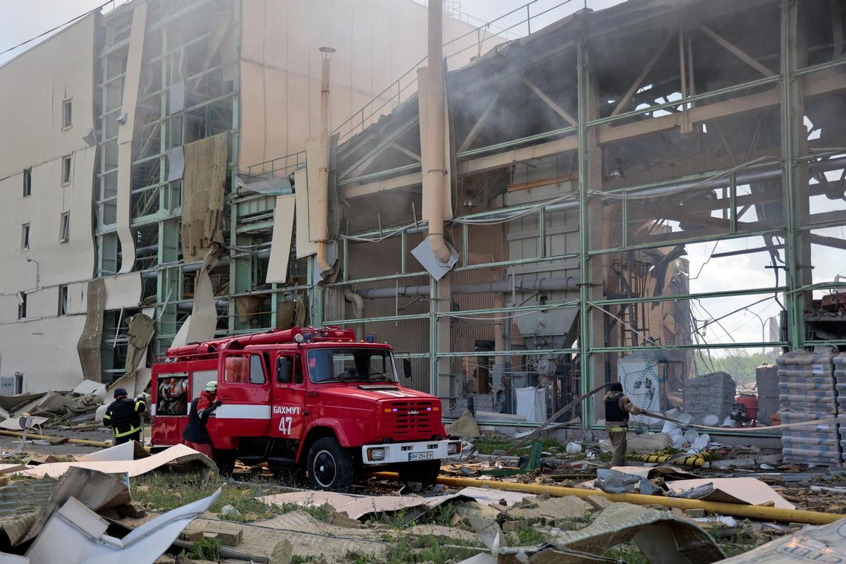 Un edificio dañado en la ciudad de Bakhmut, en el Donetsk. Un edificio dañado en la ciudad de Bakhmut, en el Donetsk.