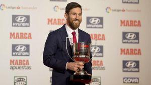 Leo Messi durante la ceremonia de entrega del Pichichi 2017/18 Leo Messi durante la ceremonia de entrega del Pichichi 2017/18