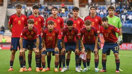 El once inicial de la selección española para medirse a Francia en la semifinal del Europeo Sub-17