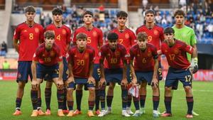El once inicial de la selección española para medirse a Francia en la semifinal del Europeo Sub-17