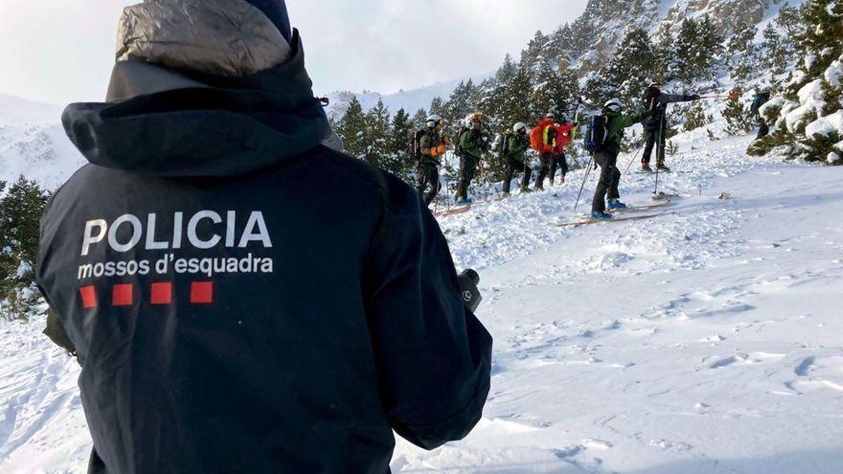 Dispositivo de búsqueda del excursionista en Girona. Dispositivo de búsqueda del excursionista en Girona.