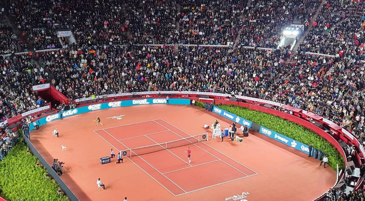 El fenomenal ambiente en la Plaza de Toros de Ciudad de México para ver el Nadal-Ruud. El fenomenal ambiente en la Plaza de Toros de Ciudad de México para ver el Nadal-Ruud.