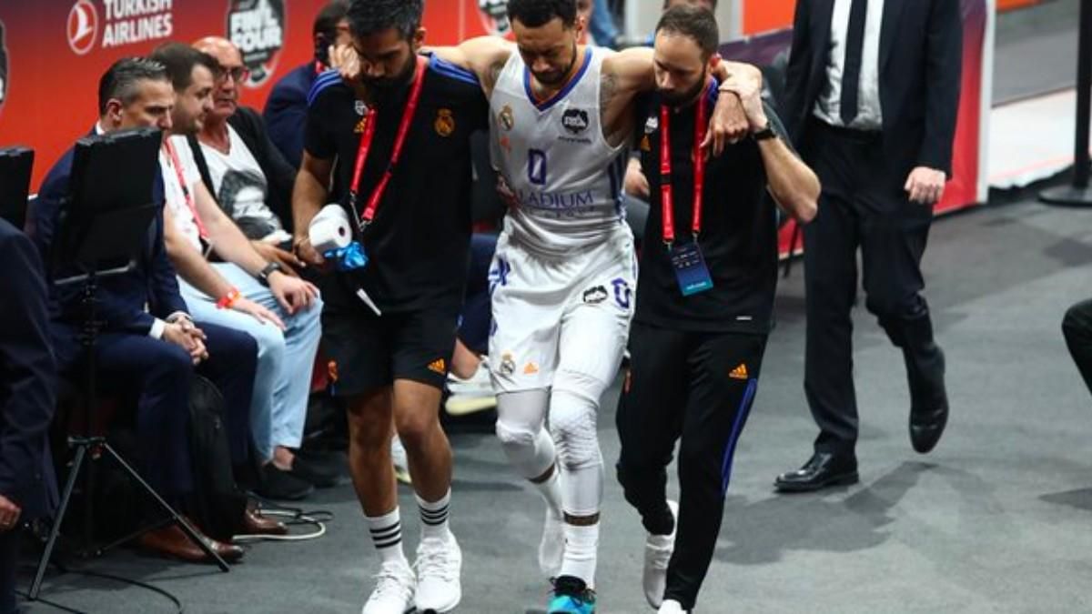 Nigel Williams-Goss tuvo que retirarse a los vestuarios tras lesionarse. Nigel Williams-Goss tuvo que retirarse a los vestuarios tras lesionarse.
